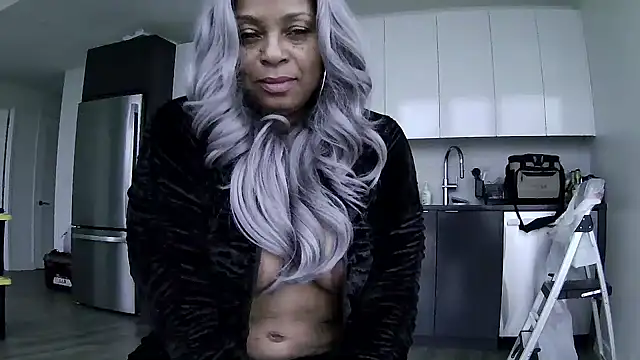 MSweetLindaParks' Webcam Show