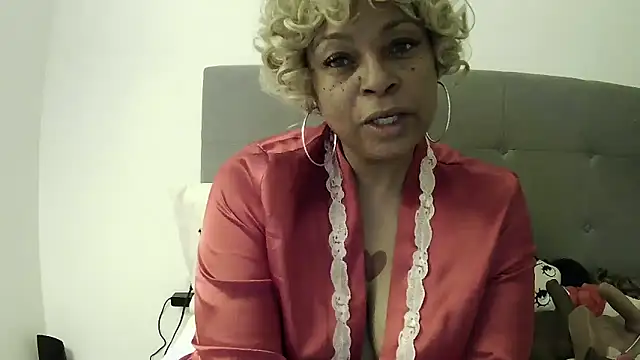 MSweetLindaParks Webcam Show