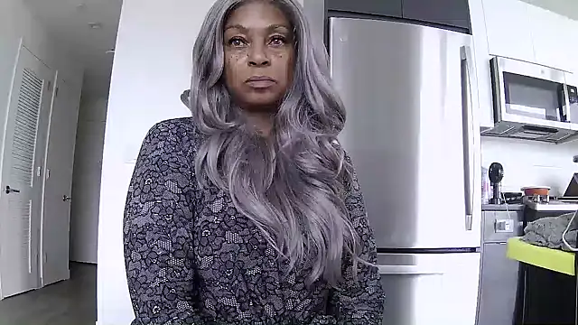 MSweetLindaParks' Webcam Show