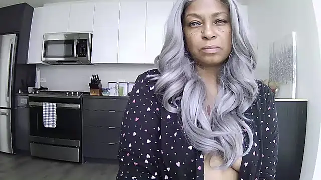 MSweetLindaParks' Webcam Show