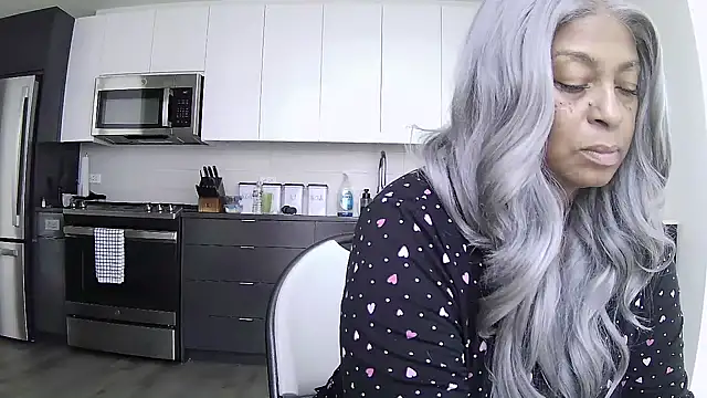 MSweetLindaParks' Webcam Show