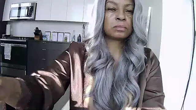 MSweetLindaParks Adlı Modelin Web Kamerası Şovu