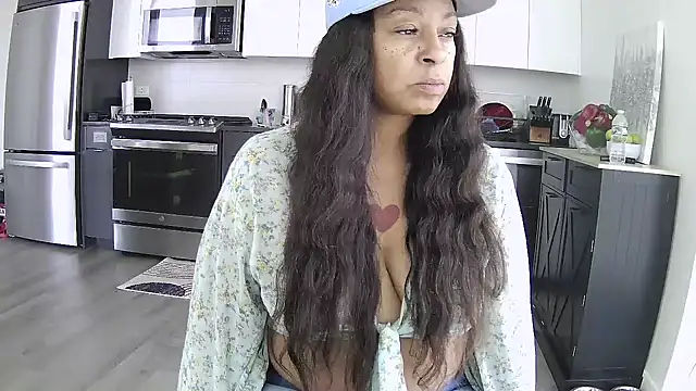 הופעת וובקאם של MSweetLindaParks