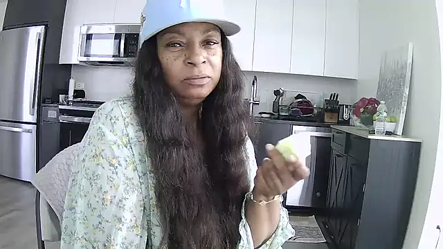 MSweetLindaParks' Webcam Show