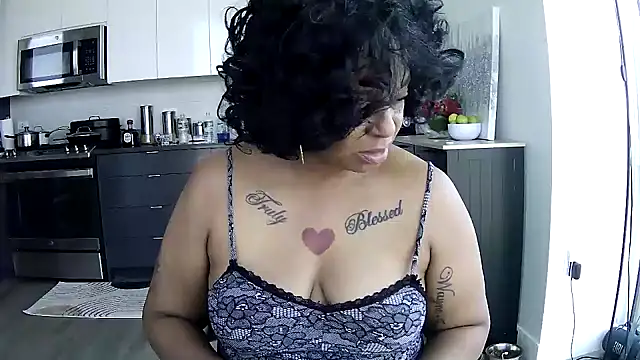 MSweetLindaParks' Webcam Show