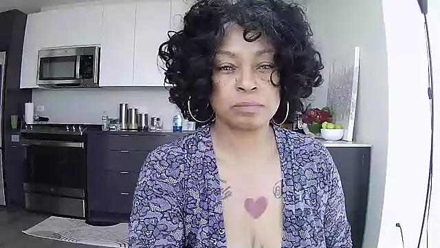 MSweetLindaParks' Webcam Show
