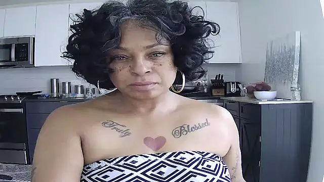 MSweetLindaParks' Webcam Show