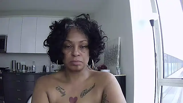 MSweetLindaParks Webcam-Show