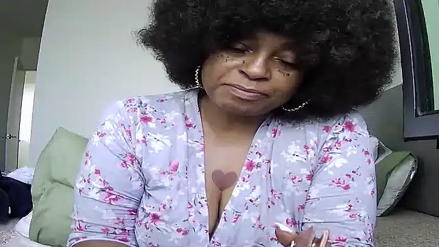 Show modela MSweetLindaParks na web-kameri