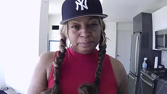 Show modela MSweetLindaParks na web-kameri
