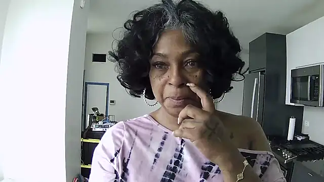MSweetLindaParks' Webcam Show