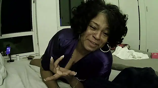 MSweetLindaParks' Webcam Show