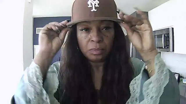 MSweetLindaParks Show in webcam
