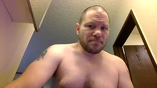 Alwayshard421's Webcam Show