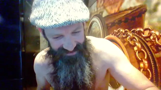 Pokazy przed kamerką – sit-on-my-beard