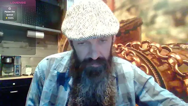 Pokazy przed kamerką – sit-on-my-beard