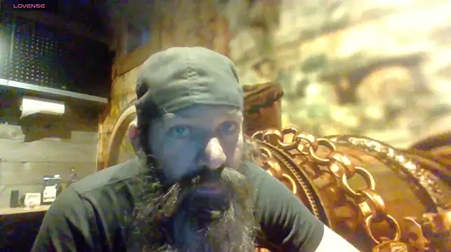 sit-on-my-beard's Webcam Show