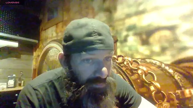 sit-on-my-beard 网络视讯表演