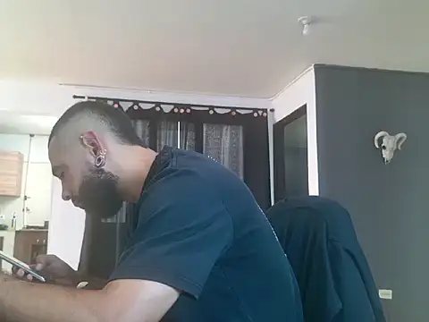 عرض كام Matheusbeard