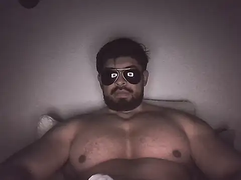 marcus002001's Webcam Show