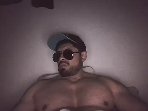 הופעת וובקאם של marcus002001
