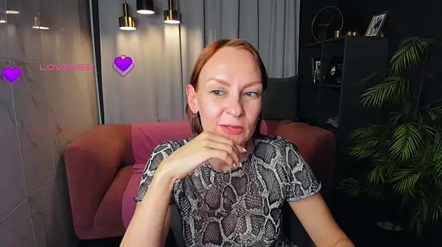 NikaGentle's Live XXX Chat