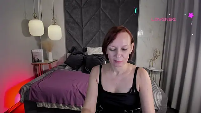 NikaGentle's Live XXX Chat