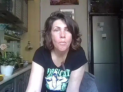 Baby-Matilda élő XXX-chatje