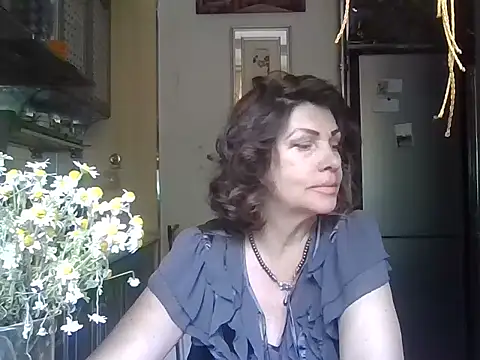 دردشة Baby-Matilda الجنسية المباشرة