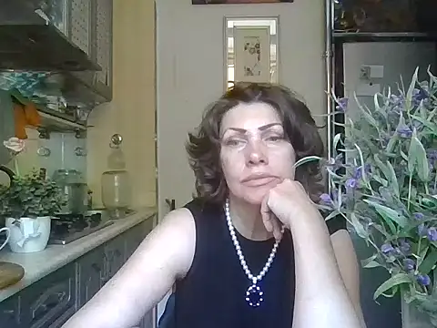 Baby-Matilda Adlı Modelin Canlı XXX Sohbeti