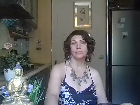 צ'אט XXX בשידור חי של Baby-Matilda