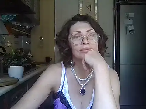 Baby-Matilda's Live Chat Room