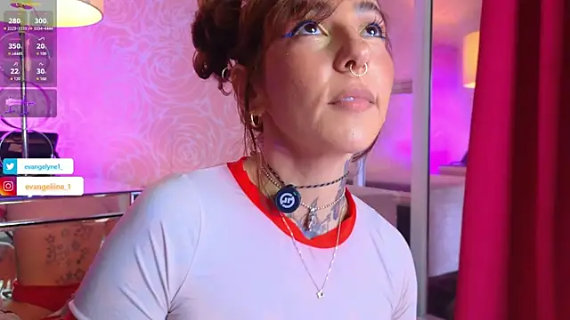 Pokazy przed kamerką – Evangelyne_1