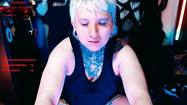 Marieblueeyes Webcam Show