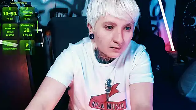 הופעת וובקאם של Marieblueeyes