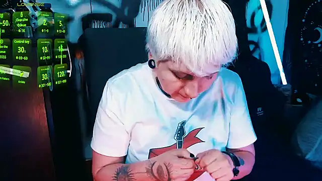 Webkamerová show Marieblueeyes