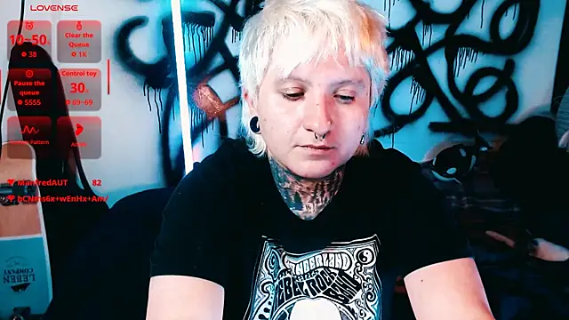 Marieblueeyes' Webcam Show
