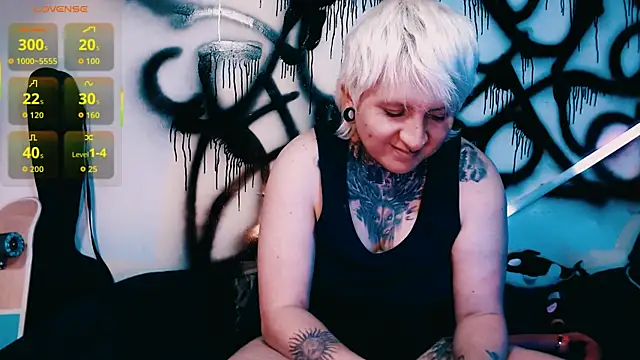 Marieblueeyes webkamerás műsora