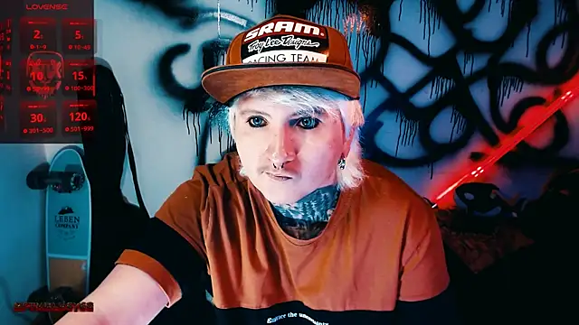 Pokazy przed kamerką – Marieblueeyes