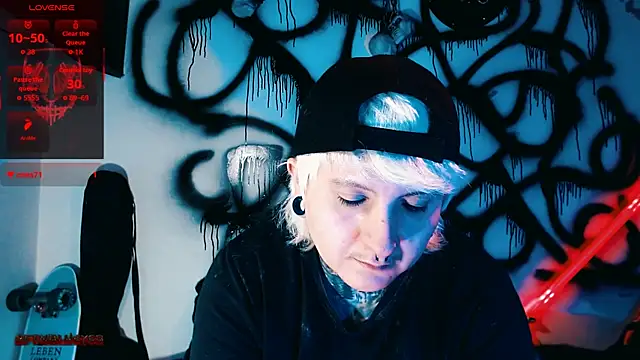 Show modela Marieblueeyes na web-kameri