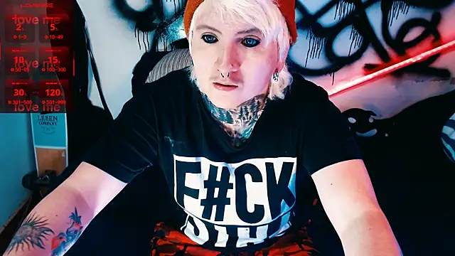 Marieblueeyes webcam show