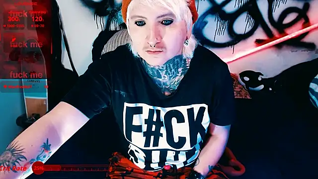 Marieblueeyes Show in webcam