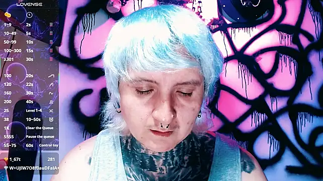 Show modela Marieblueeyes na web-kameri