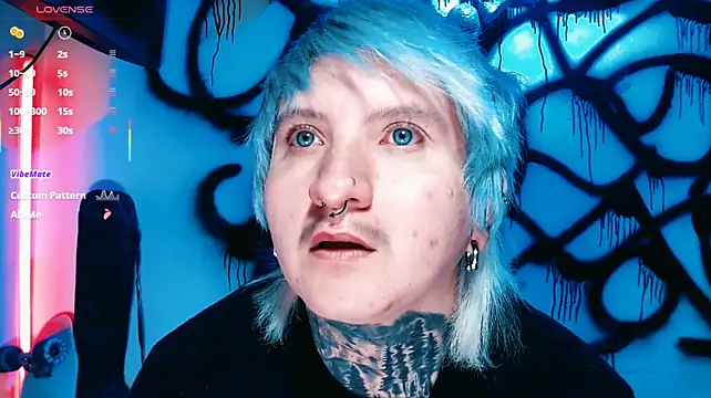 Pokazy przed kamerką – Marieblueeyes