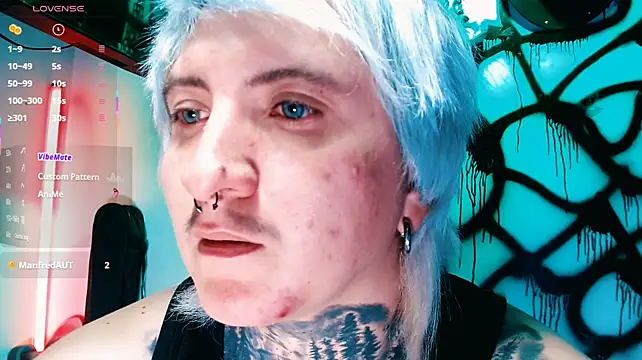 Marieblueeyes 网络视讯表演