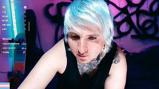 Marieblueeyes Show in webcam