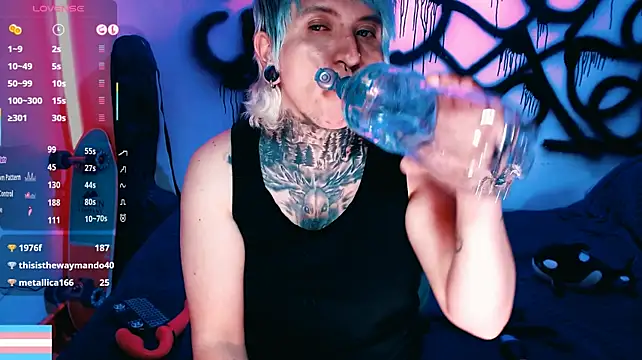 Marieblueeyes 网络视讯表演