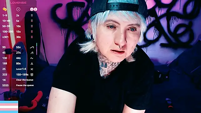 Marieblueeyes Show in webcam