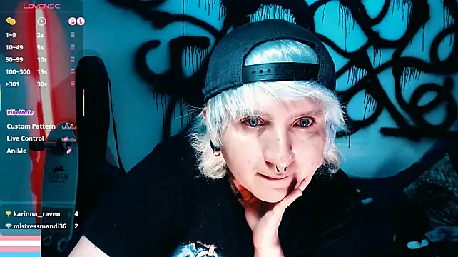 Pokazy przed kamerką – Marieblueeyes