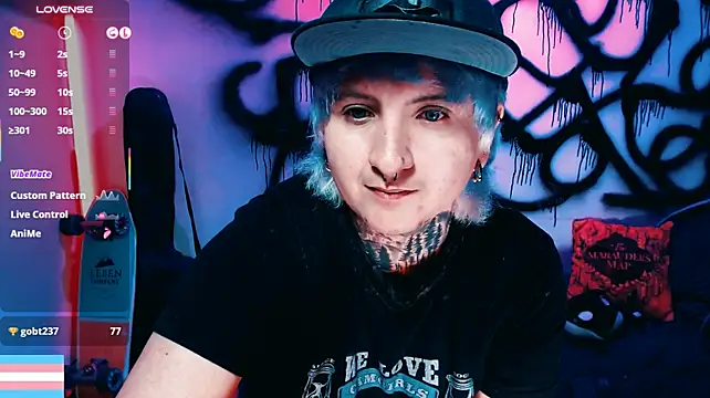 Pokazy przed kamerką – Marieblueeyes
